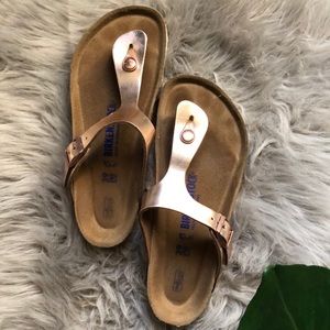 Birkenstocks (Thong) *Worn Twice*